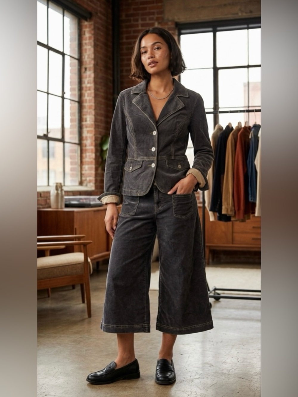 Very stylish!!! Tommy jeans vintage corduroy set